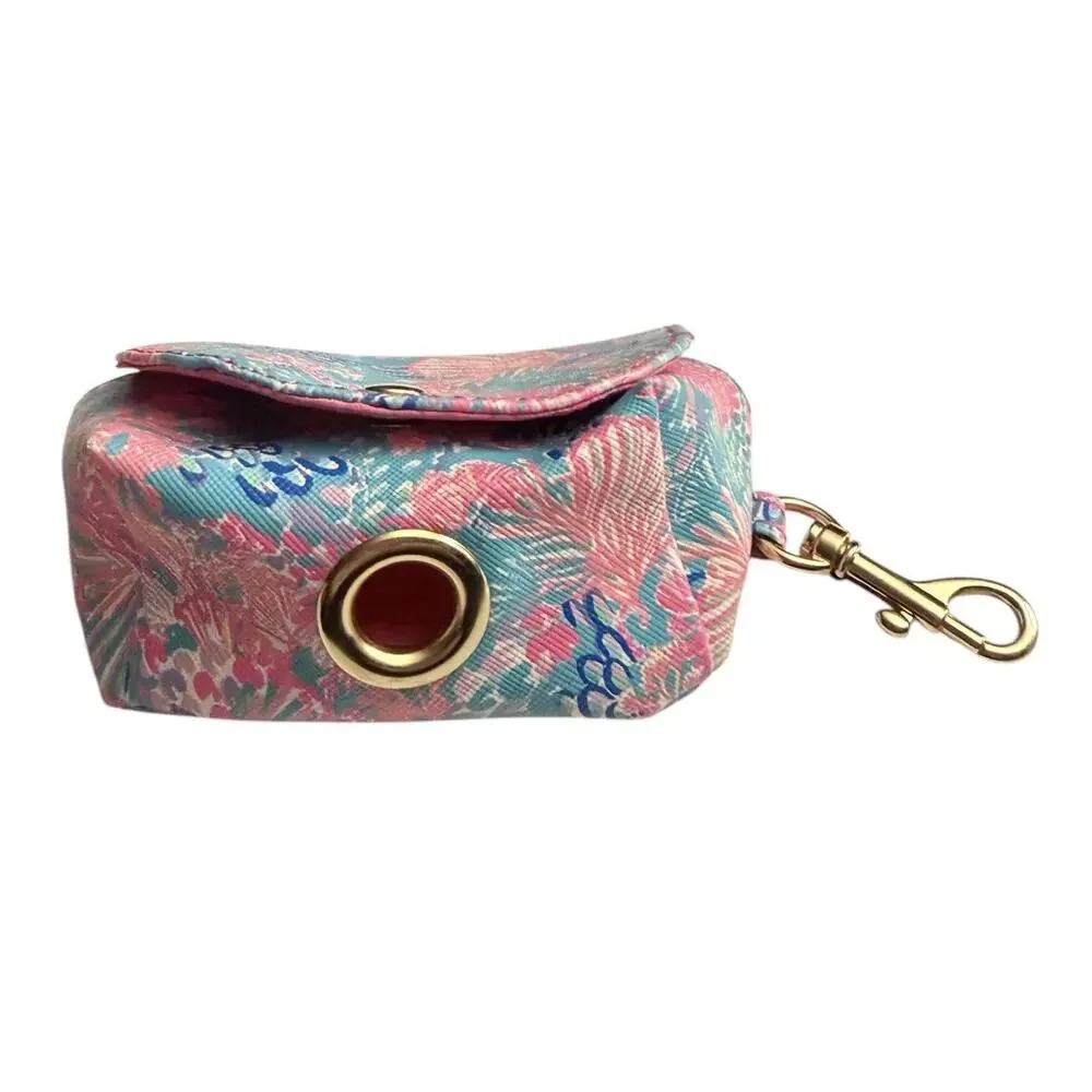 Lilly Pulitzer Dog Waste Bag Holder Splendor in the Sand w/Gold-tone Leash Clip